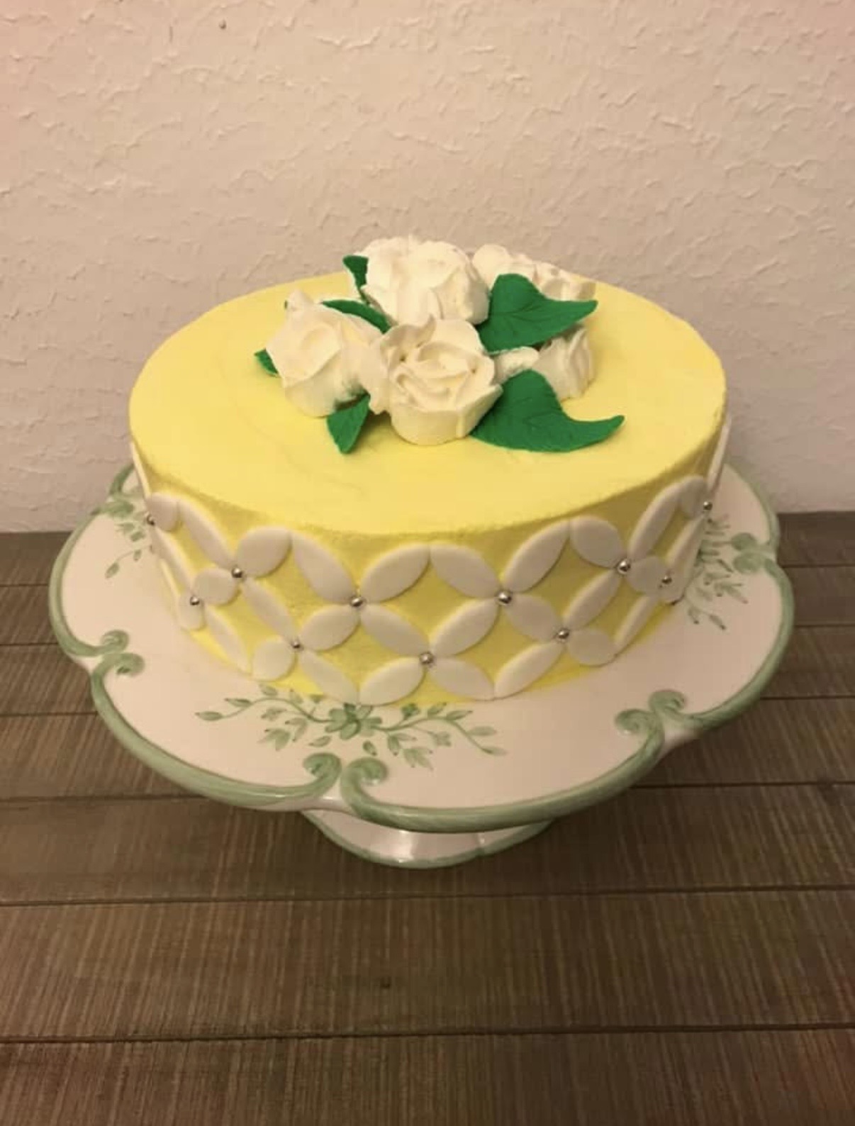 Custom cake design